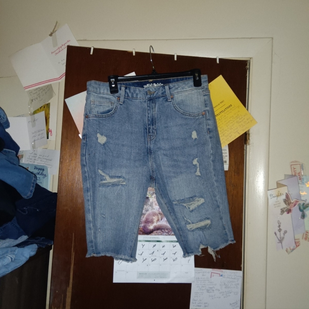 WILD FABLE Distressed Denim Bermuda shorts - Size 10